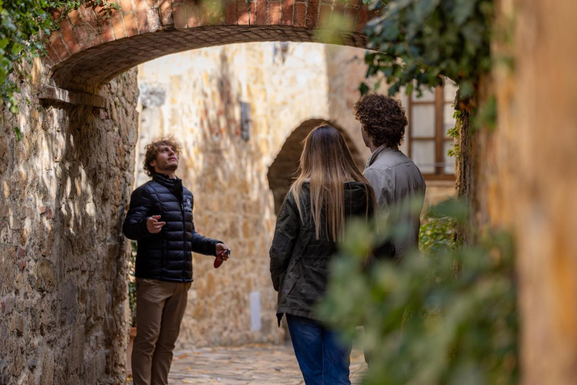 Hotel Palazzo Del Capitano Wellness & Relais - Luxury Borgo Capitano Collection San Quirico dʼOrcia Exterior foto